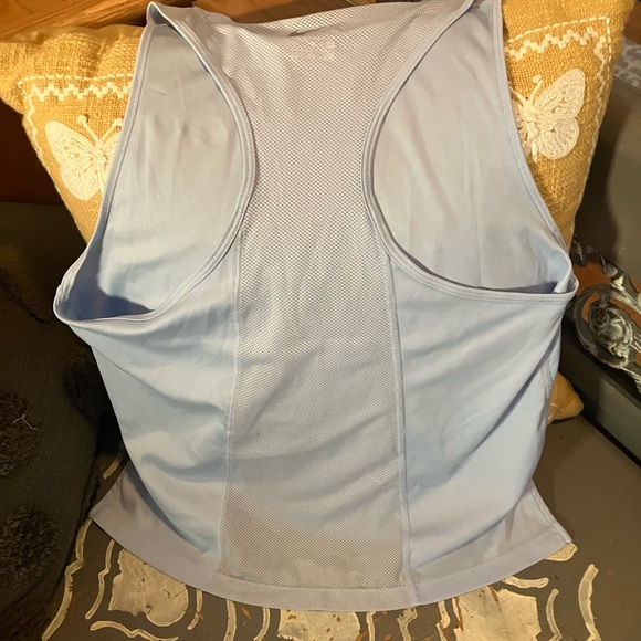 Women’s Nike Activewear Tank Size M - Picture 3 of 9